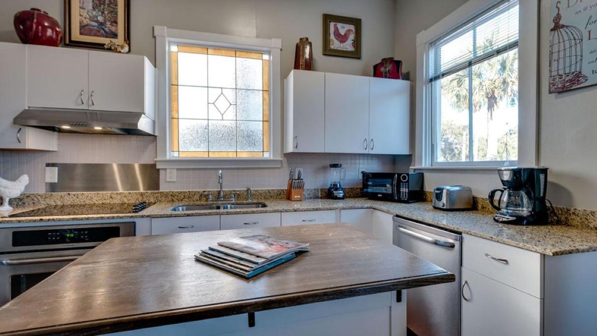 Huge 5 Bed, 5 Bath In Historic Downtown Savannah Extérieur photo
